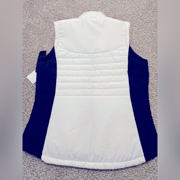 Authentic NFL Team Apparel: New England Patriots Vest (women’s medium) - Picture 4 of 5